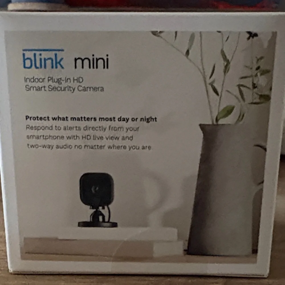 NIB Blink Mini Indoor Plug-In HD Smart Security Camera - Black
